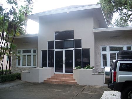 Tampania House01