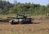 Um tanque T-72M4 CZ tcheco.