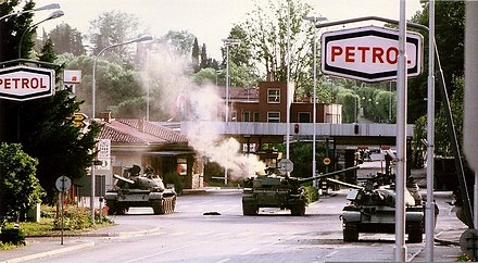 Slovenian Territorial Defense Units counterattacking the Yugoslav National Army tank who entered Slovenia during the Ten-Day War, 1991