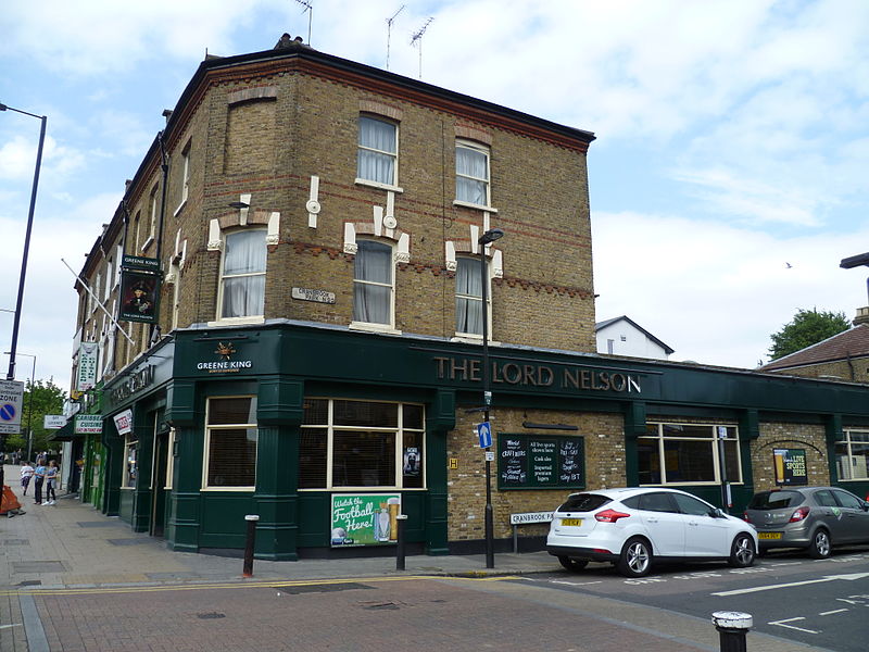File:The Lord Nelson pub, Wood Green.JPG