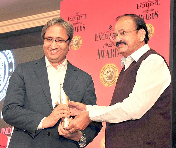 Image: The Vice President, Shri M. Venkaiah Naidu presenting the 12th Ramnath Goenka Awards for Excellence in Journalism, in New Delhi on December 20,