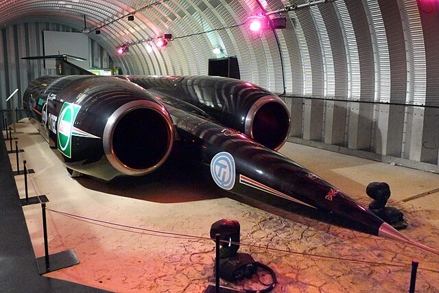 Thrust ssc фото