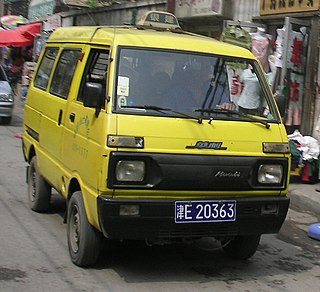 Huali Dafa Chinese microvan