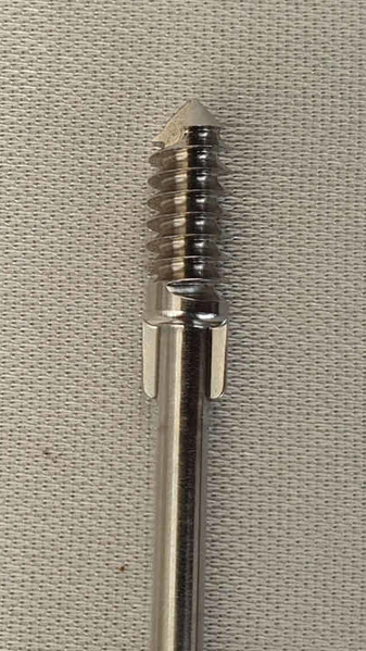 File:Tip of a Fassier–Duval intramedullary rod manufactured by Pega Medical.png