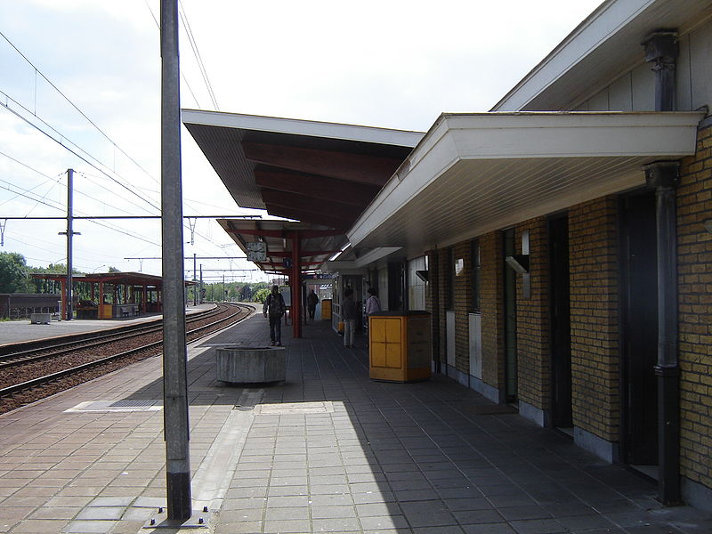 File:Torhout - Station 2.jpg