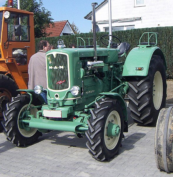 File:Traktor MAN 2.jpg