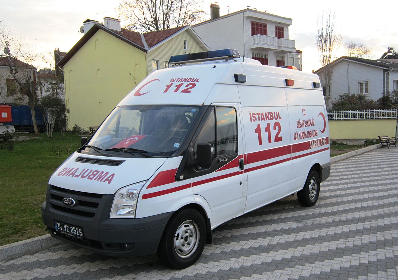 Ambulance - Wikipedia