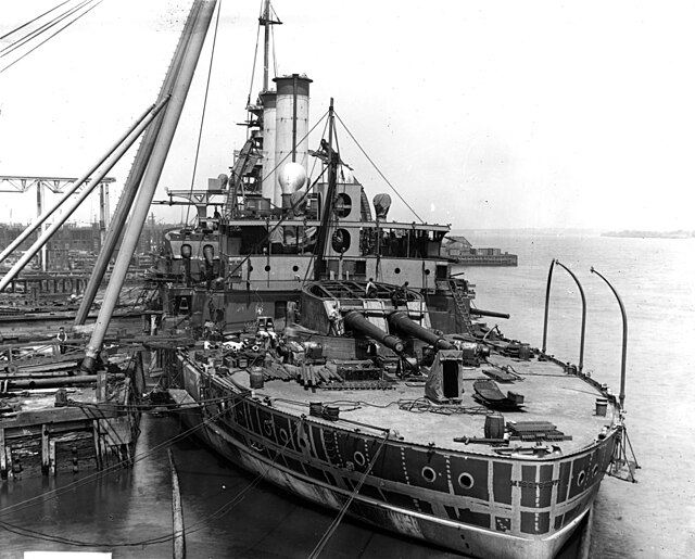 USS Mississippi under construction, in 1907