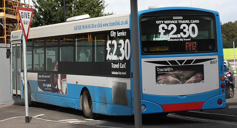 File:Ulsterbus bus 847 (GEZ 7847) 2006 Scania L94UB Wright Solar, 17 September 2010.jpg