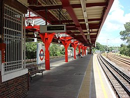 Station de métro Upminster Bridge 4.jpg