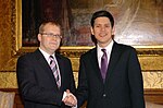 Gambar mini seharga Berkas:Urmas Paet and David Miliband.jpg