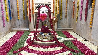 <span class="mw-page-title-main">Vankhandeshwar Mahadev Temple</span> Hindu deities temple in india