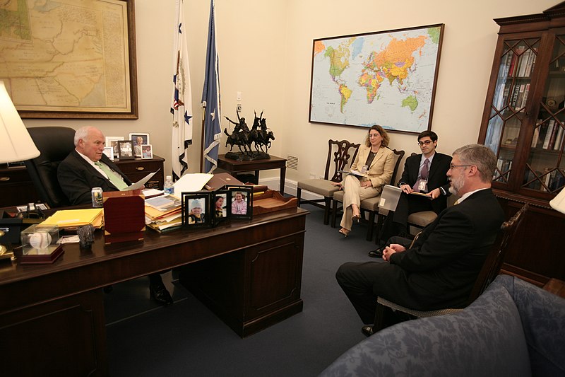 File:Vice President Cheney Meets with David Addington, Samantha Ravich and Robert Karem in His Office (18461724419).jpg