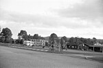 Bussterminalen på 1960-talet sedd från Drottninggatan, med Viktoriabyn i bakgrunden