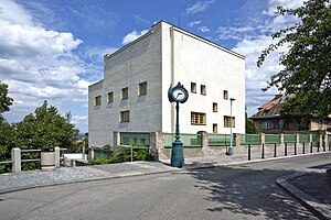 Prag Villa Müller: Ausstattung, Galerie, Literatur