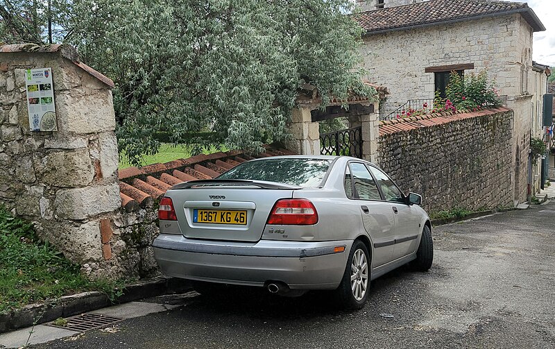 File:Volvo S40 (53498391611).jpg