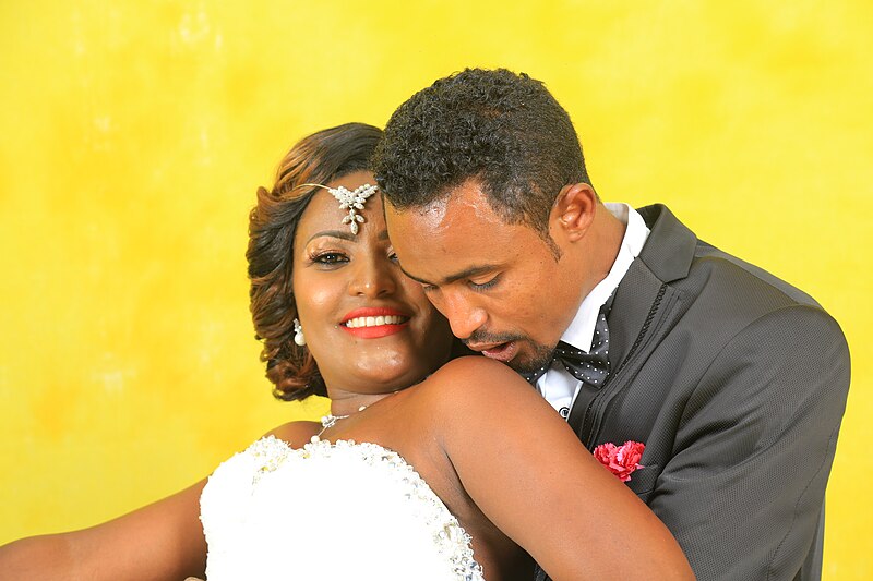 File:Wedding photograph, embrace, studio, Ethiopia (December 2016).jpg