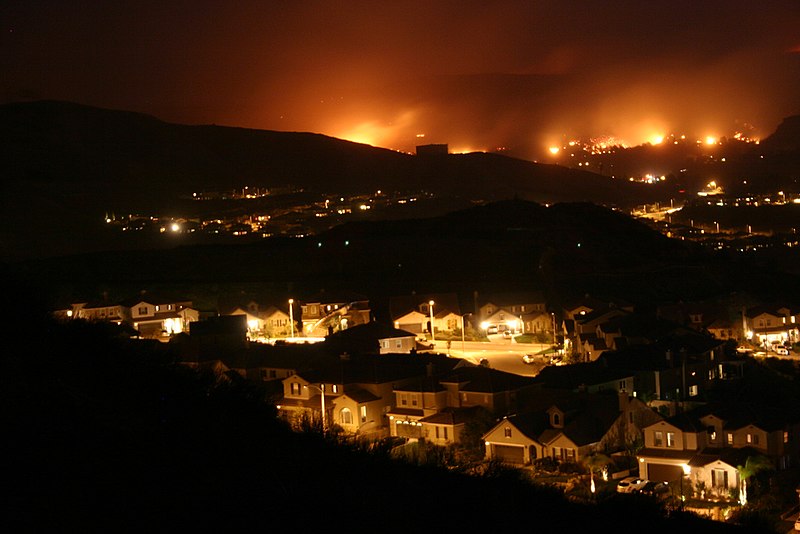 File:Wildfire California Santa Clarita.jpg