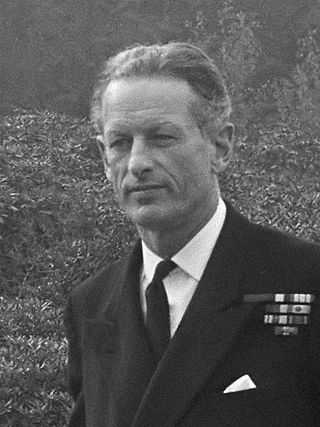 <span class="mw-page-title-main">William O'Brien (Royal Navy officer)</span> Royal Navy Admiral (1916-2016)