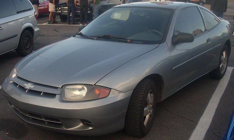 File:'03-'05 Chevrolet Cavalier Coupe (Orange Julep).jpg