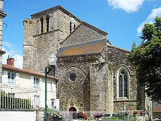 Église Saint-Hilaire de Mouilleron-en-Pareds.jpg
