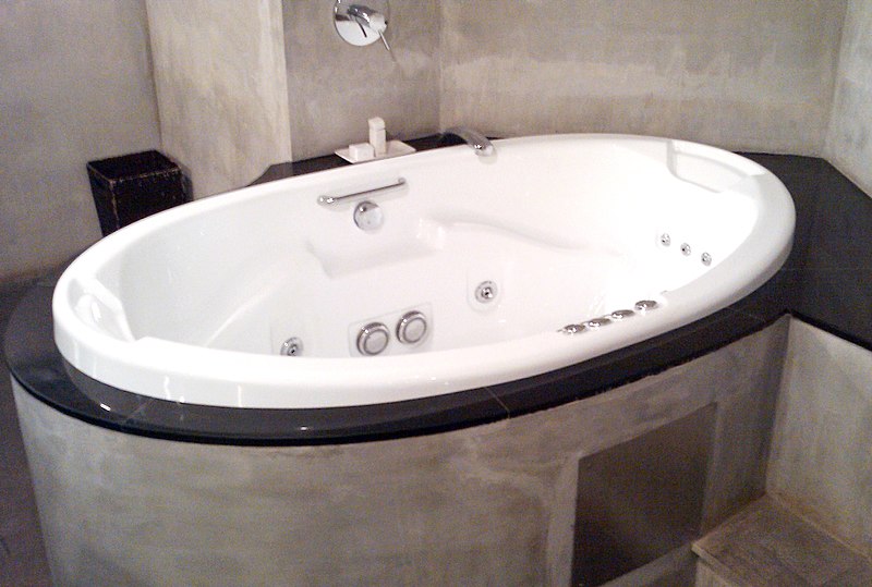 File:Джакузі Jacuzzi 03.jpg