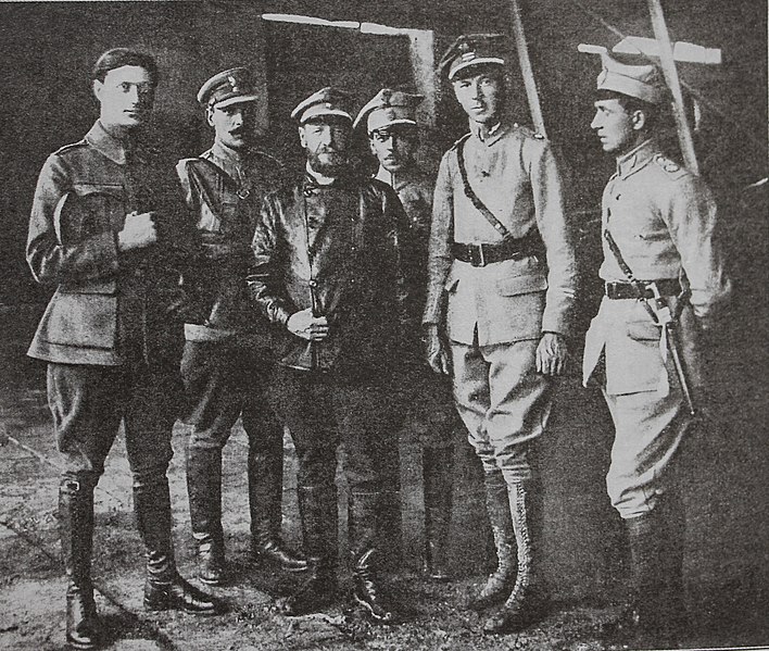 File:10 eskadra wywiadowcza - Żeligowski Rayski Stanisławów 1919.jpg