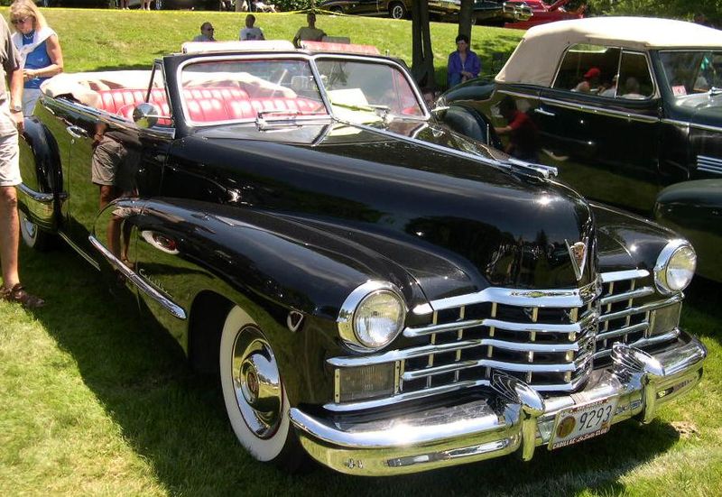 File:1947 Cadillac Series 62 Convertible.jpg