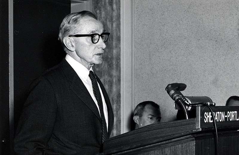 File:1963. Dr. R.E. Balch (from Fredericton, New Brunswick) presenting keynote address, at Western Forest Insect Work Conference. Sheraton Hotel, Portland, Oregon. (34612375271).jpg