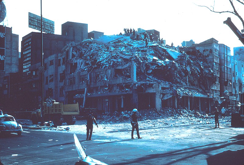 File:1985 Mexico Earthquake - Building collapsed.jpg