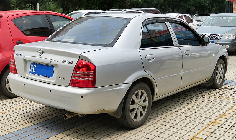 File:2005 Haima Happin 1.6L, rear 8.3.18.jpg