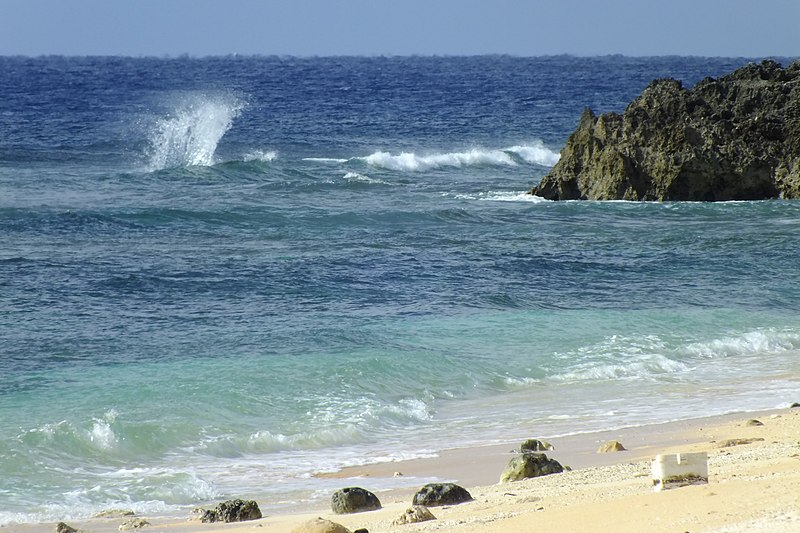 File:2015-12-18 Pemuchi-Beach,Hateruma,Okinawa 波照間島ぺムチ浜 DSCF3525.jpg