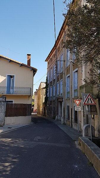 File:20170409 - Céret - Rue des Evadés de France.jpg