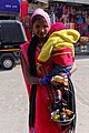 20191207 Młoda kobieta z dzieckiem na ulicy Udajpuru 0748 7100 DxO.jpg