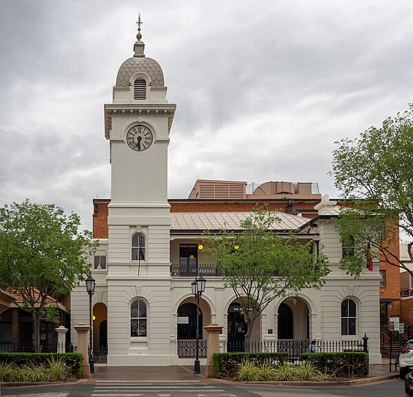 The former Dubbo Post Office