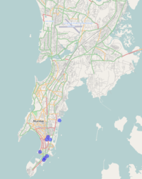 Mapa da cidade de Mumbai, círculos azuis indicam os locais dos ataques.