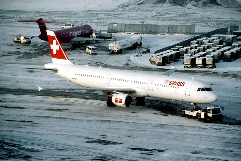 File:339ac - Swiss Airbus A321-111, HB-IOL@ZRH,28.02.2005 - Flickr - Aero Icarus.jpg