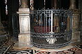 Il battistero / The baptismal font.