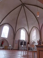 Achim, St Laurentius, Südquerhaus, Blendnischen unter den Fenstern (um 1300)