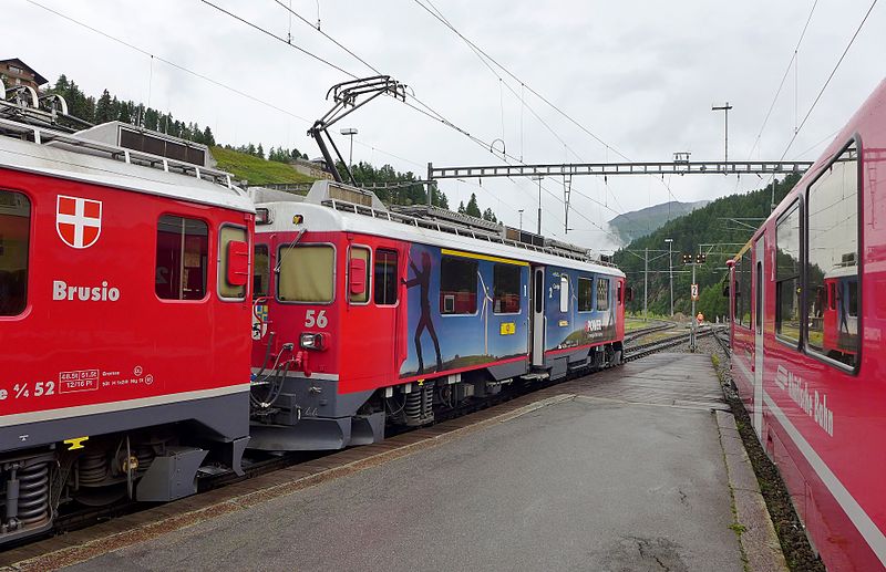 File:56 + 3512 St. Moritz, 2014.JPG