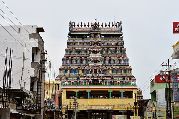 Image: A view of Nataraja Shiva Temple at Chidambaram, Tamil Nadu