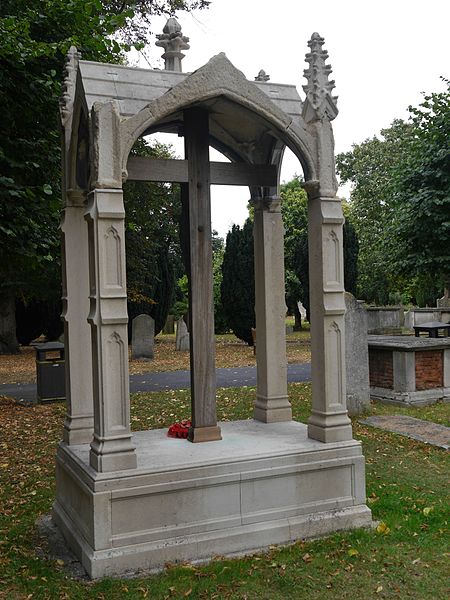 File:All Saints Church, Fulham, September 2016 14.jpg