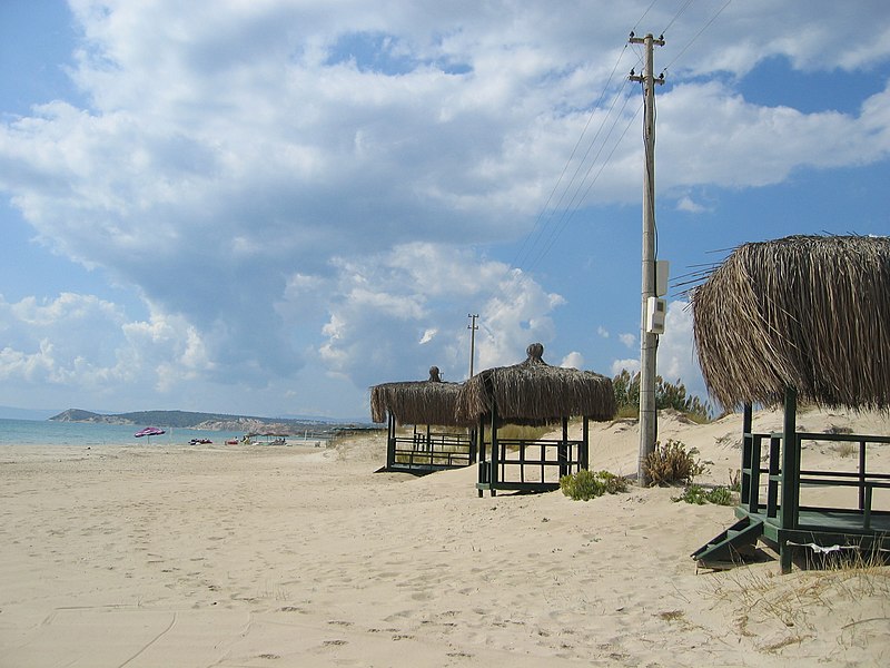 File:Altinkum Beaches 32 (October2009) - panoramio.jpg