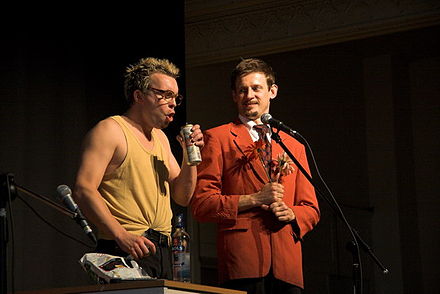 The Ani Mru Mru Polish cabaret group performing in Edinburgh in 2007