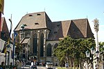 Südansicht der Pfarrkirche St. Augustin; ganz rechts die Dreifaltigkeits-(Pest-)Säule