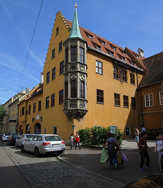 File:Augsburg-Fuggerei-04-gje.jpg