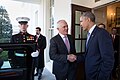 Barack Obama mengucapkan selamat tinggal kepada Malcolm Turnbull di White House - 2016.jpg