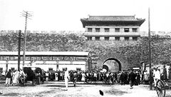正阳门瓮城东闸楼，1910年