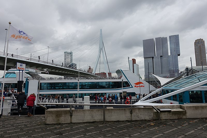 File:Boat terminal @ Harbour Tour @ Spido @ Rotterdam (29933020053).jpg