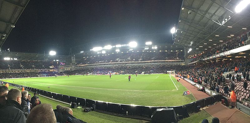 File:Boleyn Ground at Night.JPG